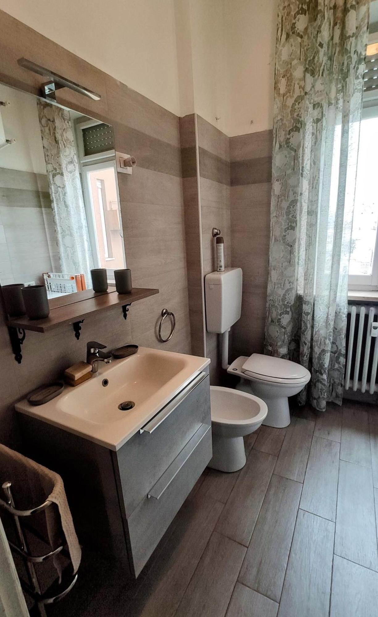 Casa Riverbero Novara Luaran gambar